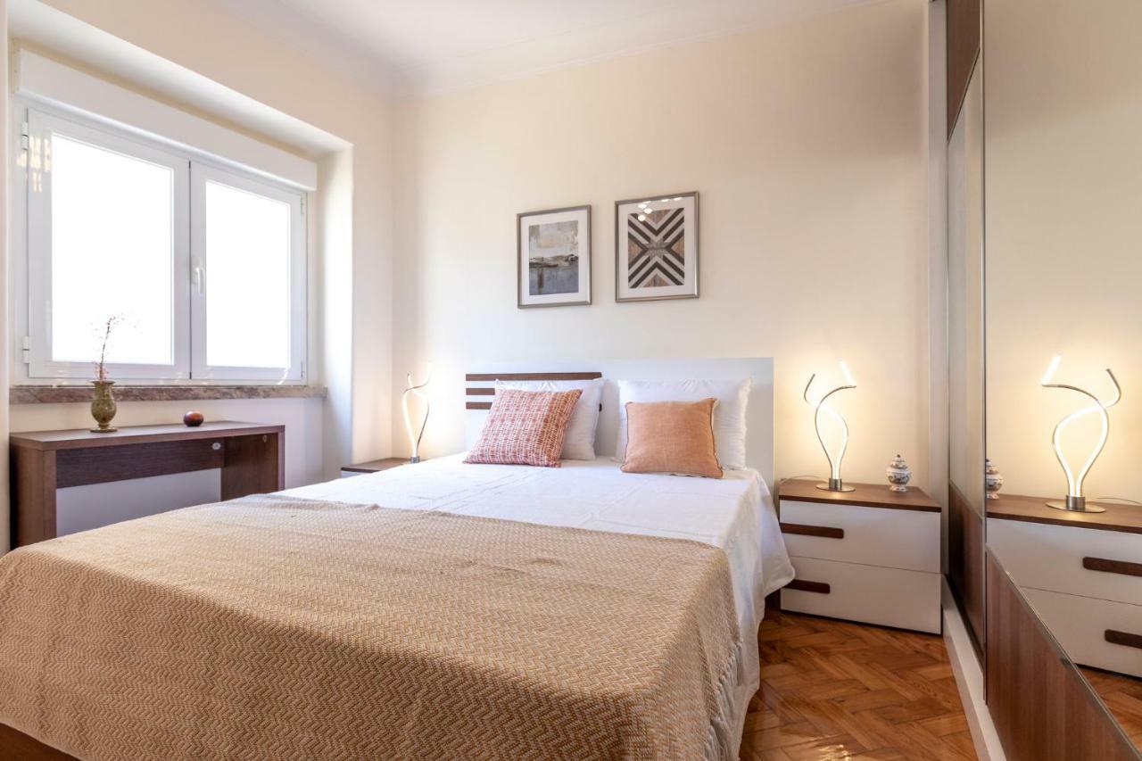 Like-Home-T3 Apt-Campolide, Near Amoreiras Mall Lissabon Exterior foto